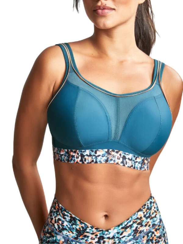 Sports bra with breezy shape -Non Wired Racerback Sports Bra - Animal Abstract