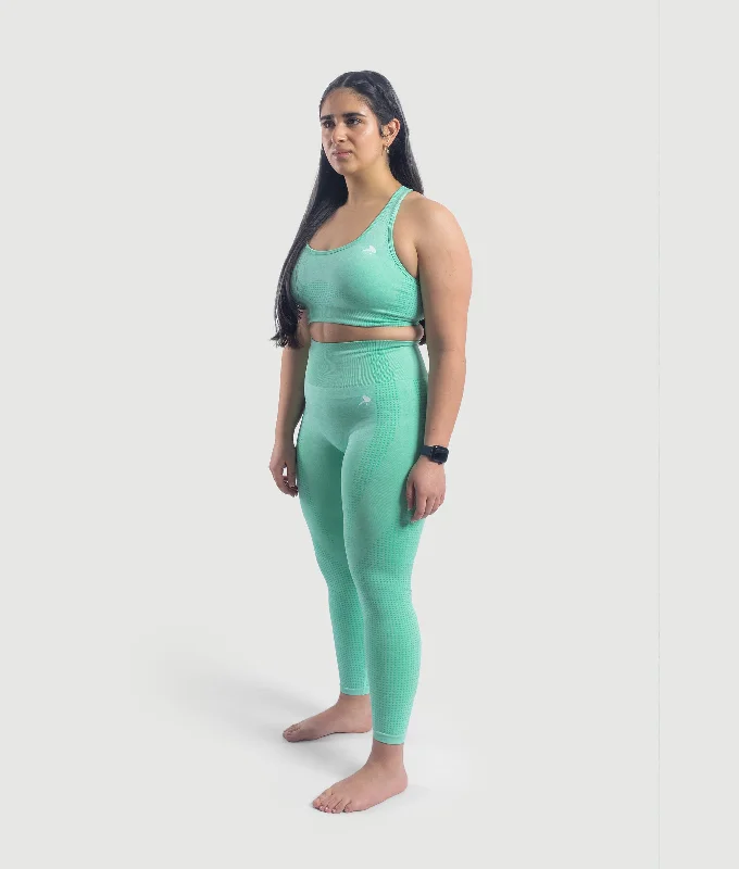 Sports bra with arc shape -Athena Seamless Sports Bra - Mint Green