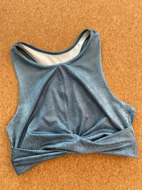 Sports top with misty jogs -Denim Crop Top Nudo