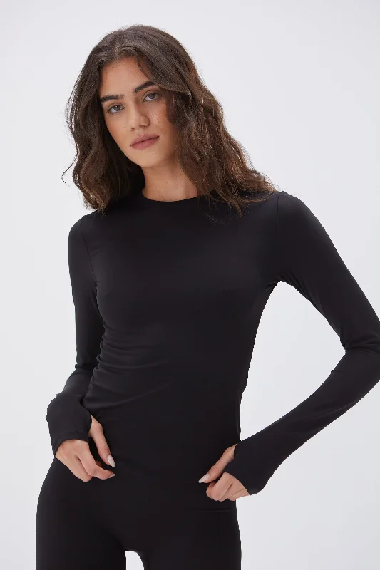 Sports top with knot shape -Ultimate Long Sleeve Top - Black