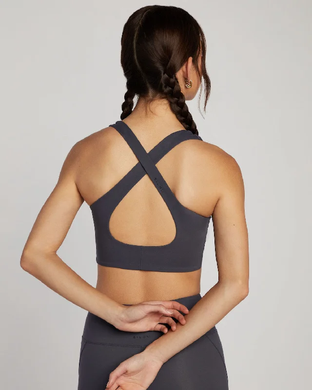 Sports top with snowy jogs -Mai Crop - Carbon