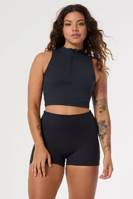 Sports top with pulse shape -Siv Half Zip Crop Top | Recycled Polyester | Black